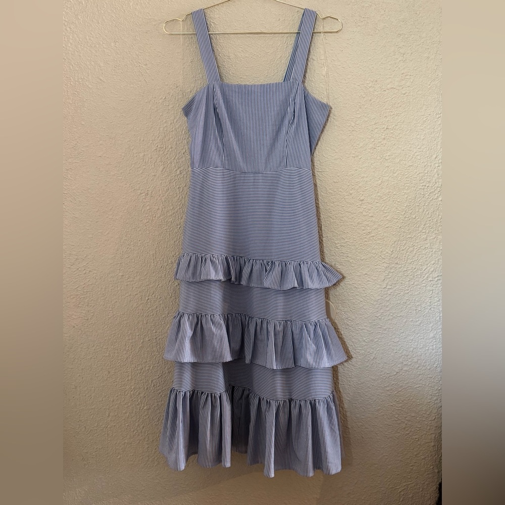 Aura Ruffle tiered Dress size Small